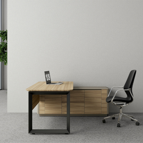 Loop Leg 2.0 Manager Desk 8