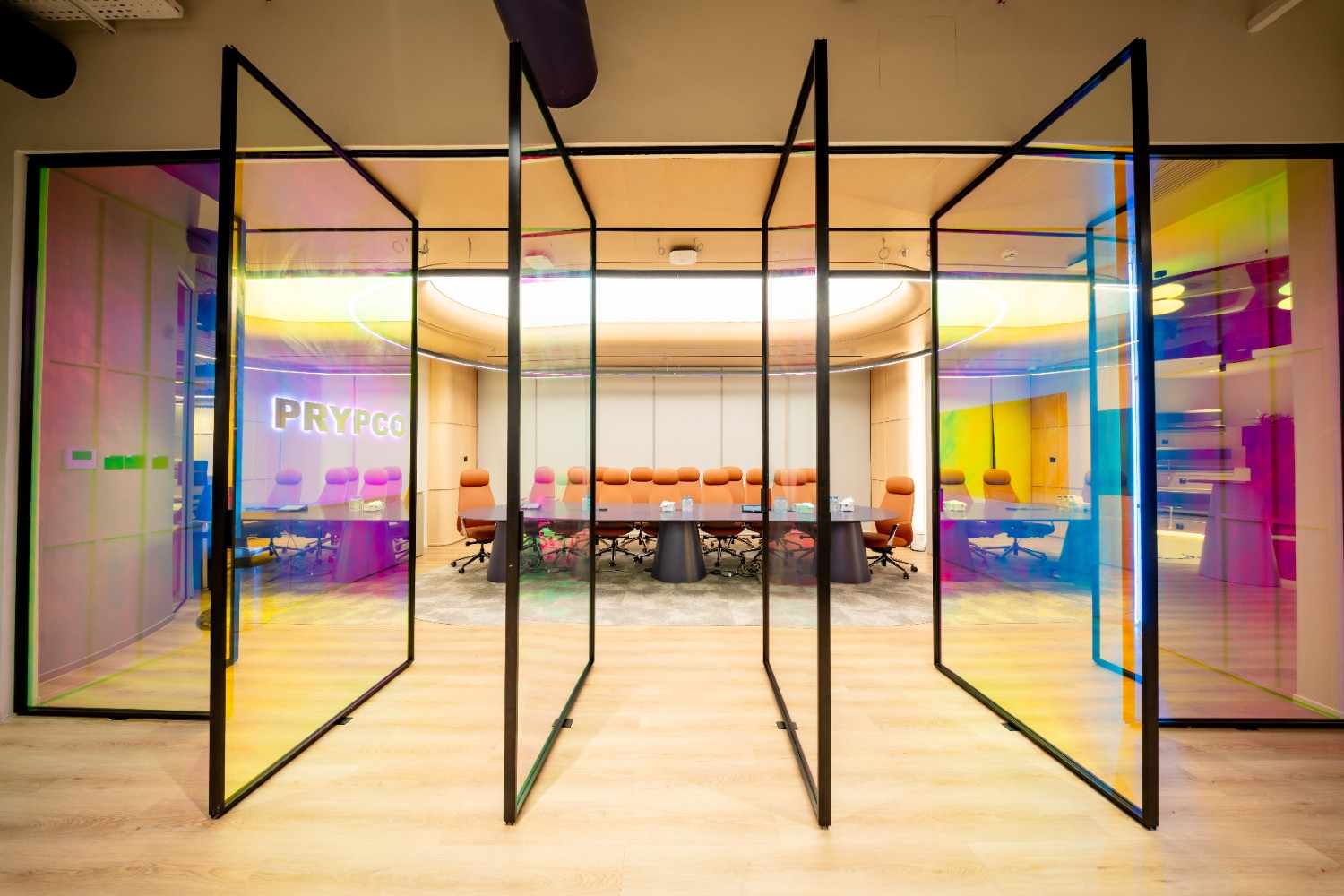 PRYPCO - Head Office - Sheikh Zayed Rd - Dubai office furniture project gallery image 16 - Dubai